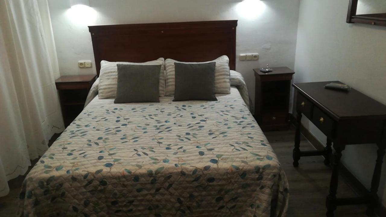Hostal Colon Antequera Buitenkant foto